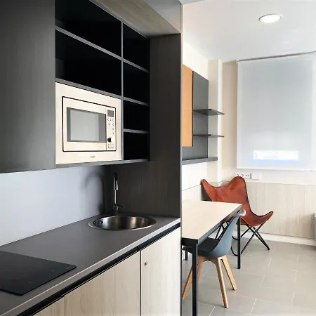 Residencia Universitaria Resa Campus 旅馆